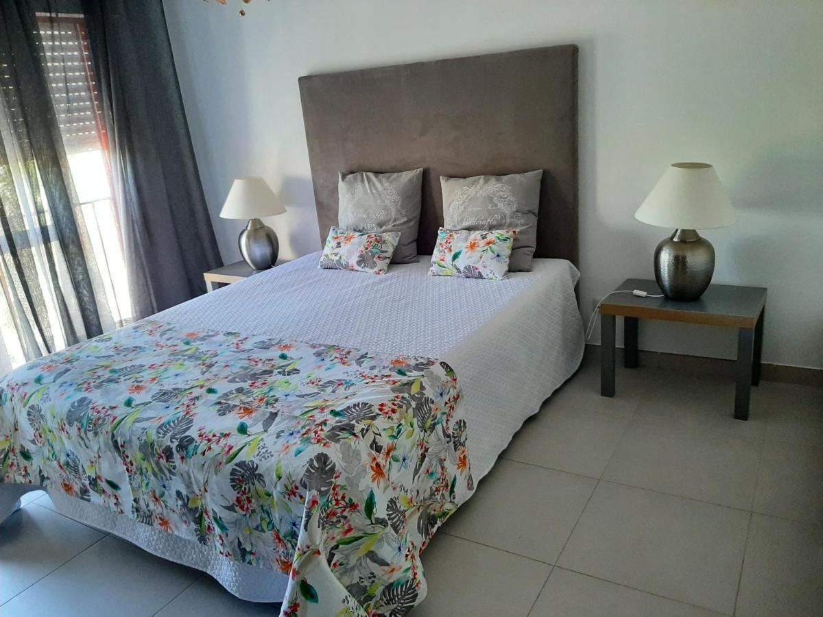 Apartamento Zacarias By Ferias Com Sol Куартейра Екстериор снимка